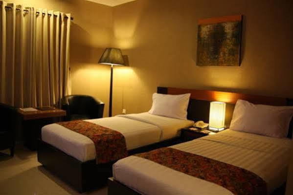 Orchardz Hotel Ayani Pontianak Eksteriør billede