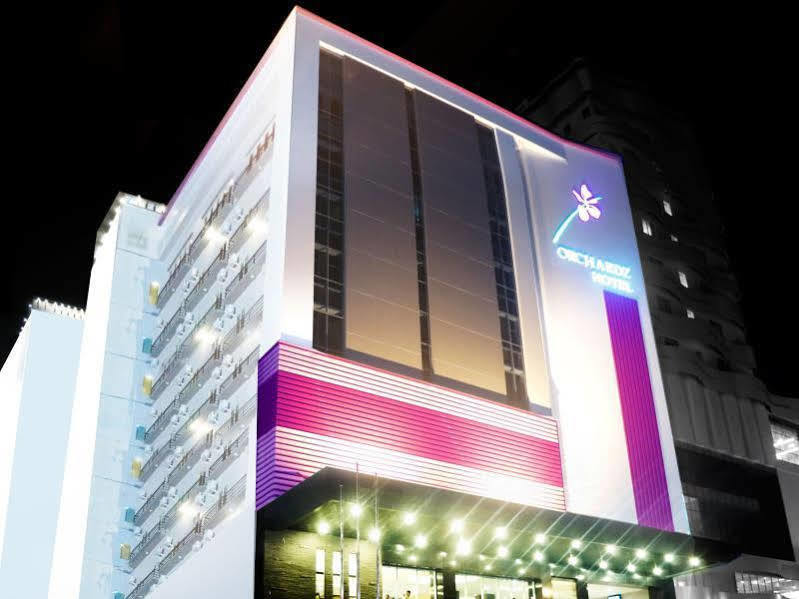 Orchardz Hotel Ayani Pontianak Eksteriør billede