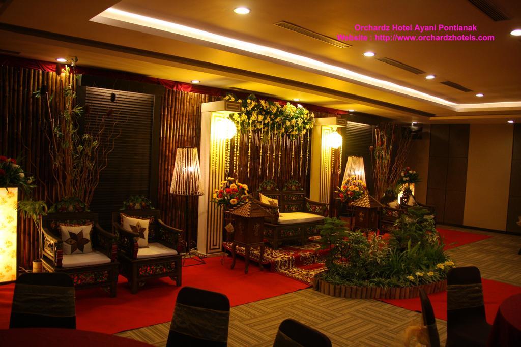 Orchardz Hotel Ayani Pontianak Eksteriør billede